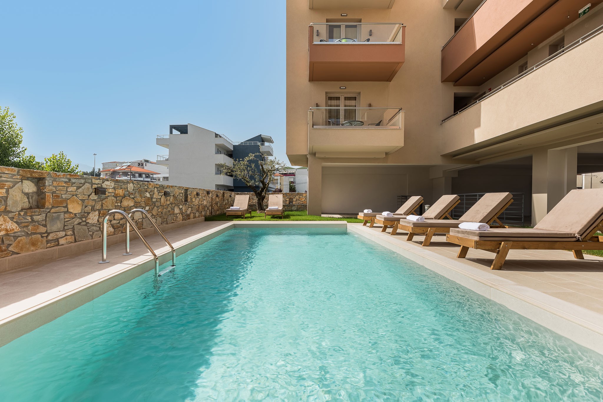Makris Hotel