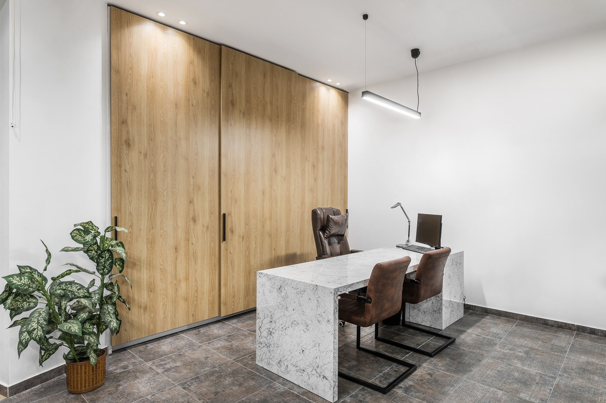KAX Financial Office